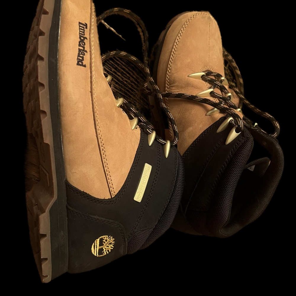Timberland Shoe 8.5 - Picture 2 of 6